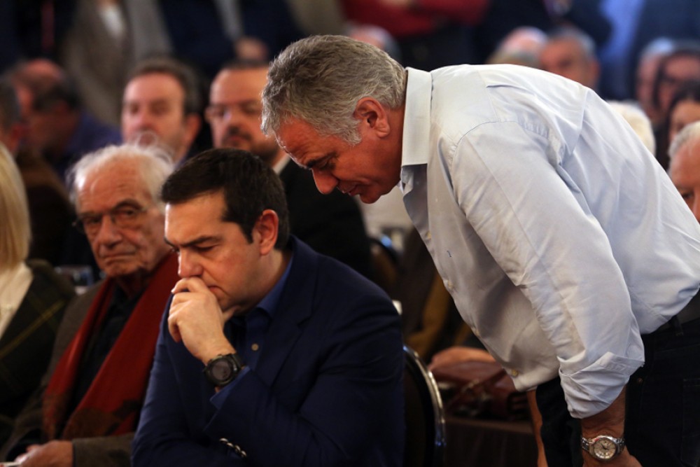 Μαλλιά κουβάρια Τσίπρας-Σκουρλέτης: Σπόντες για followers στο κόμμα