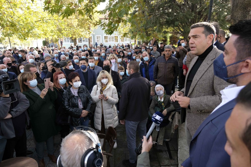 ΣΥΡΙΖΑ: Κρύβονται πίσω από την πανδημία