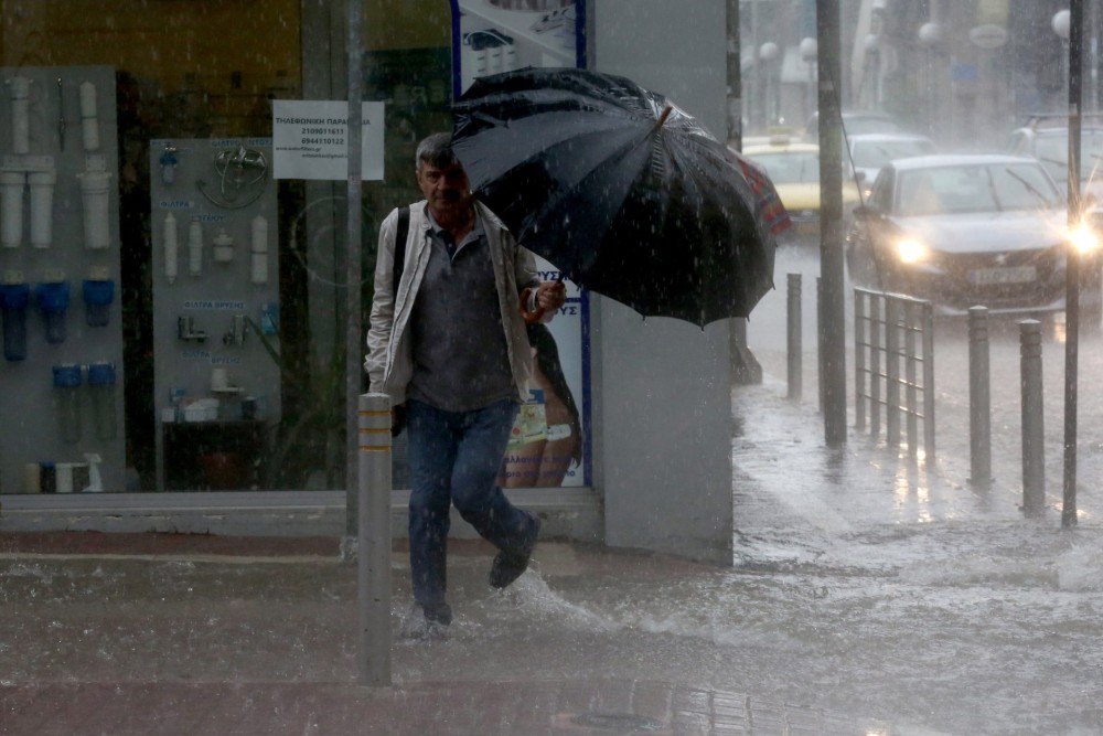 Κύμα κακοκαιρίας έως την Παρασκευή-Ακολουθεί και δεύτερο