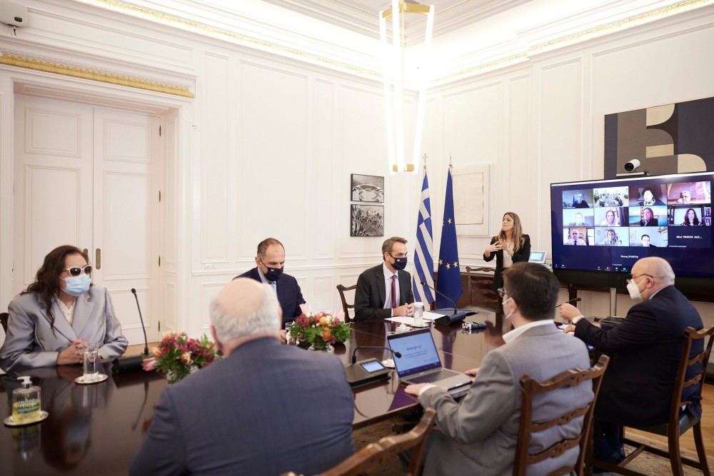 Μητσοτάκης με εκπροσώπους ατόμων με αναπηρία: Σημαντικά βήματα για τα δικαιώματά τους