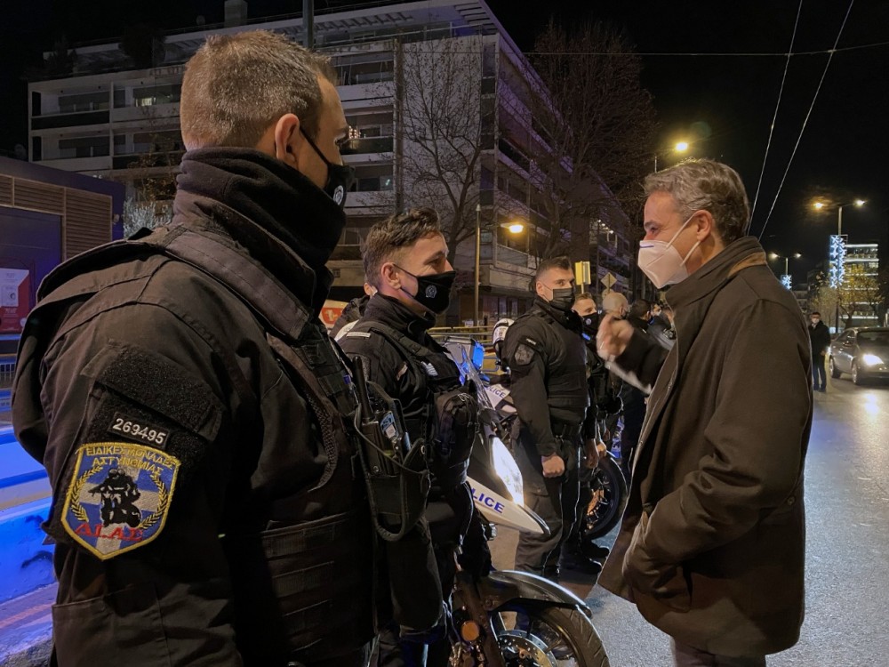 Ευχές του πρωθυπουργού σε αστυνομικούς της Ομάδας ΔΙΑΣ (pics)