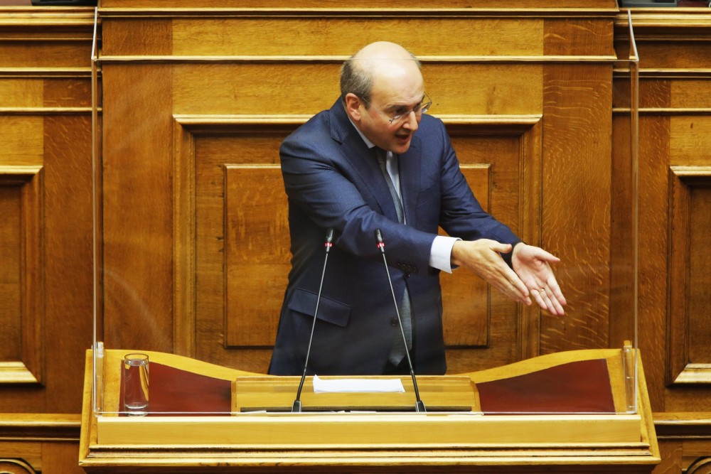 Χατζηδάκης κατά ΣΥΡΙΖΑ: Είστε παράδειγμα δημαγωγίας και υποκρισίας