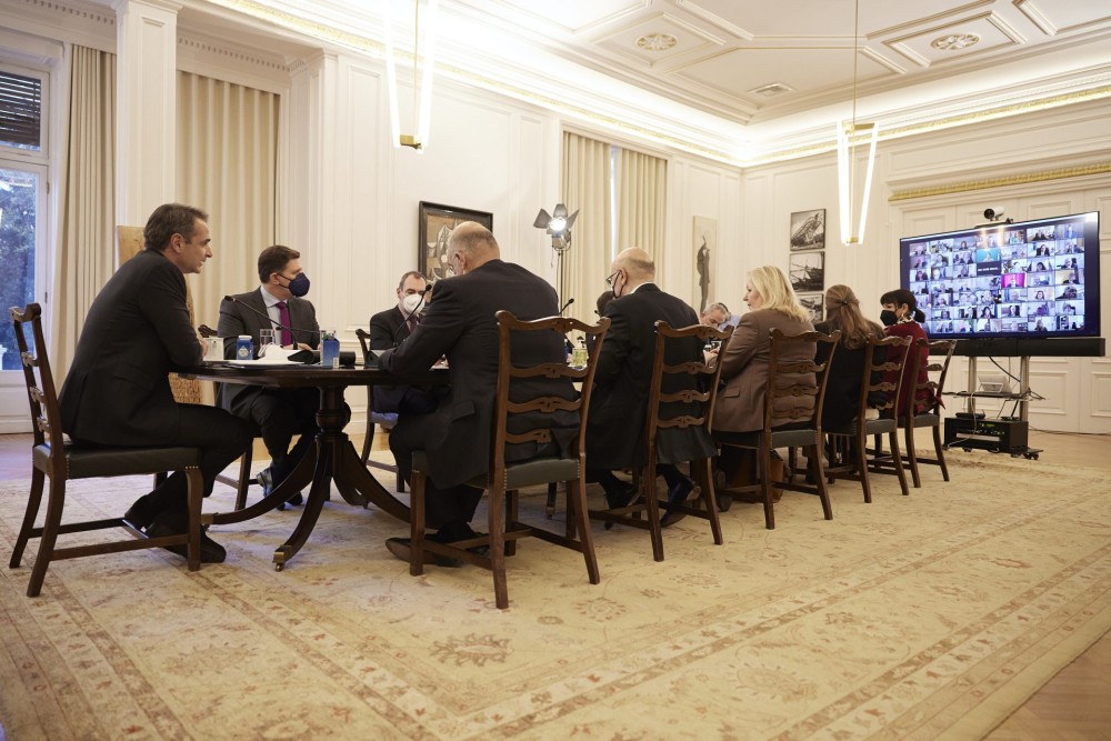Σε ετήσια βάση η επικοινωνία του πρωθυπουργού με τους επικεφαλής πρεσβειών και αντιπροσωπειών