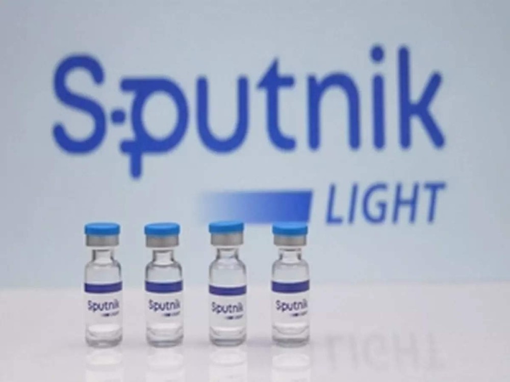 Ρωσία: To «Sputnik Light» προστατεύει 100% από το στέλεχος Omicron