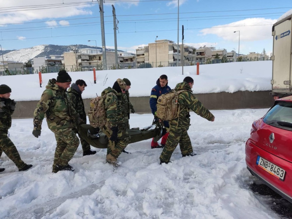 Κακοκαιρία “Ελπίδα”: Πολύτιμη η προσφορά των Ενόπλων Δυνάμεων