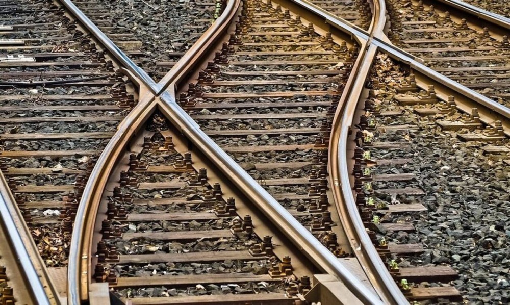 Εκτροχιασμός στα Καλάβρυτα – Δεν υπάρχουν τραυματίες