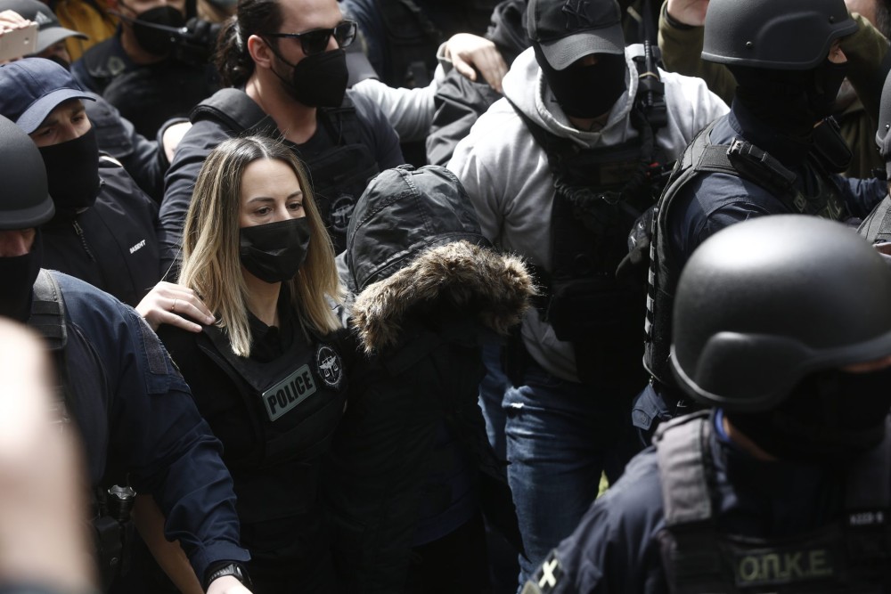 Εντολή της ανακρίτριας να ανοίξει ο τάφος της Τζωρτζίνας για να πάρουν το τάμπλετ