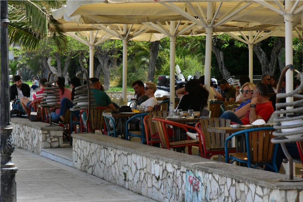Από την 3 Μαΐου τα αιτήματα για «Επανεκκίνηση Εστίασης»