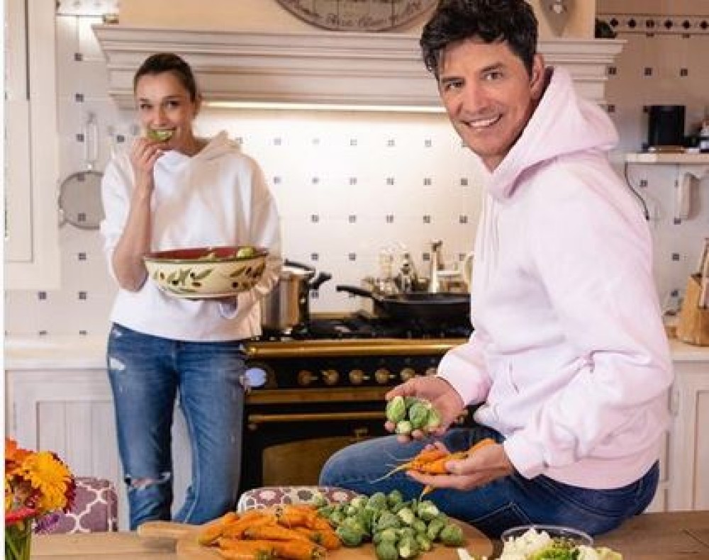 Το &#8220;διαφορετικό&#8221; Πασχαλινό τραπέζι της οικογένειας Ρουβά