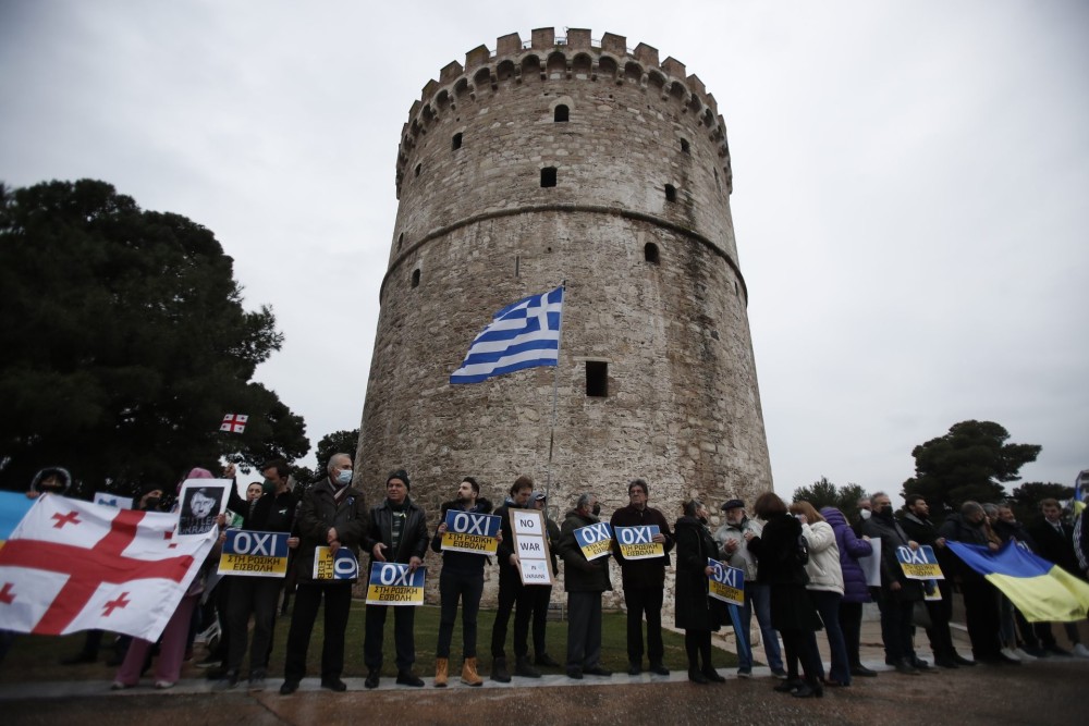 Θεσσαλονίκη: «Η ζωή συνεχίζεται» λένε Ουκρανοί πρόσφυγες- Γάμοι και δουλειά στον τουρισμό