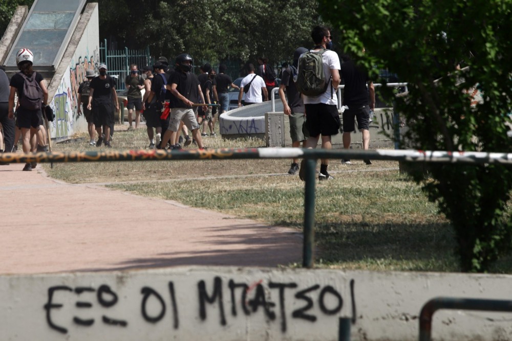 ΑΠΘ: Δύο συλλήψεις και δύο τραυματίες αστυνομικούς ανακοίνωσε η ΕΛΑΣ