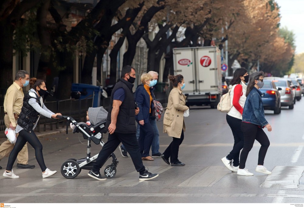 Βουλή: Παραμένουν στον μειωμένο ΦΠΑ 6%  μάσκες και μέσα ατομικής προστασίας