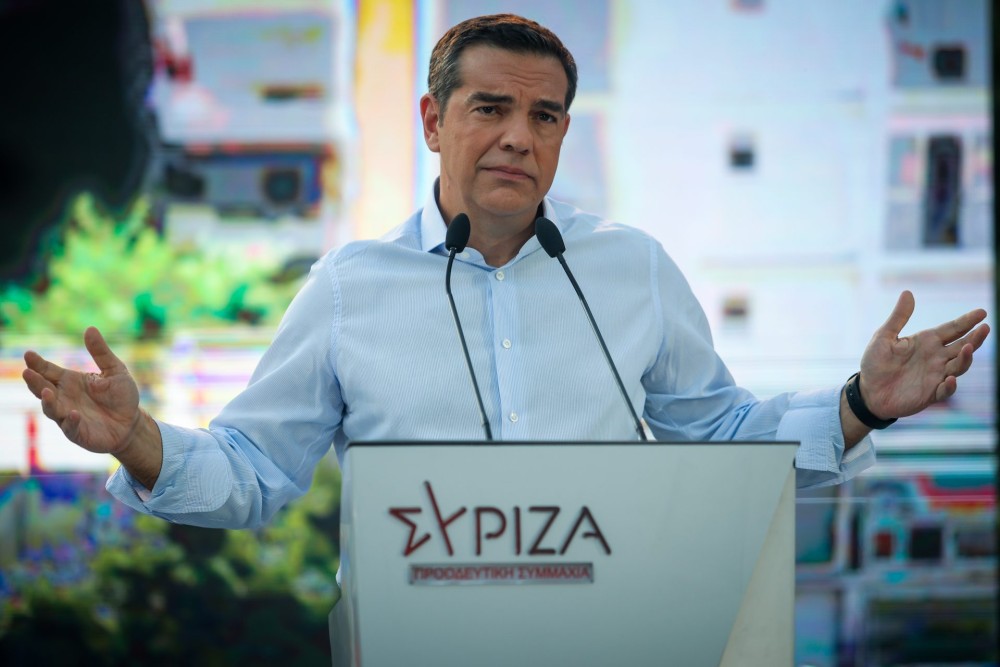 Λαϊκισμός Τσίπρα και άγιος ο Θεός