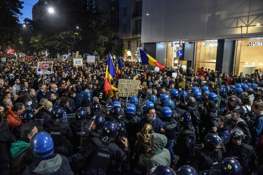 Κίνημα διαμαρτυρίας στην Ιταλία για ελεύθερες παραλίες