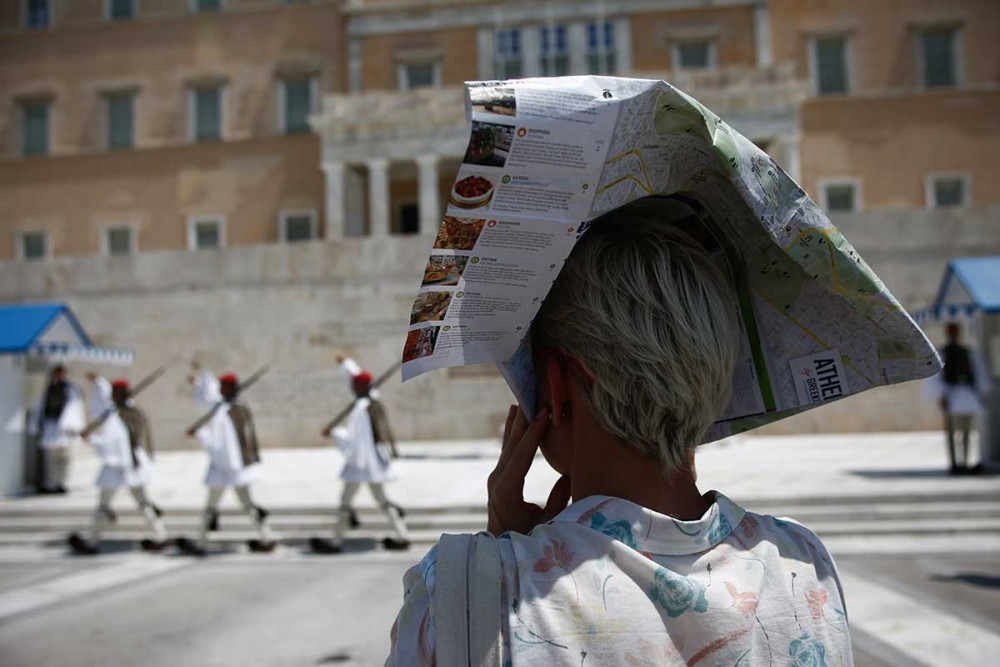 Καιρός: Καύσωνας με 39ρια και σήμερα-Που θα βρέξει