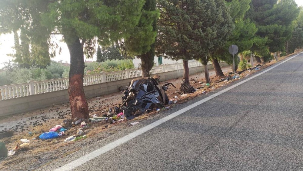 Τραγωδία! Νεκροί 21χρονη και 24χρονος σε τροχαίο κοντά στο Γαλαξίδι
