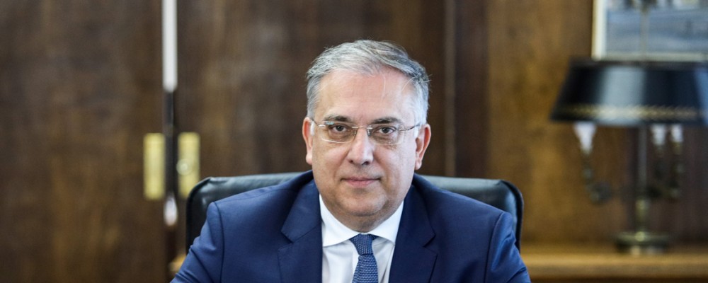 Τάκης Θεοδωρικάκος: Πολύ σκληρός για να πεθάνει ο “πρώην Κνίτης”