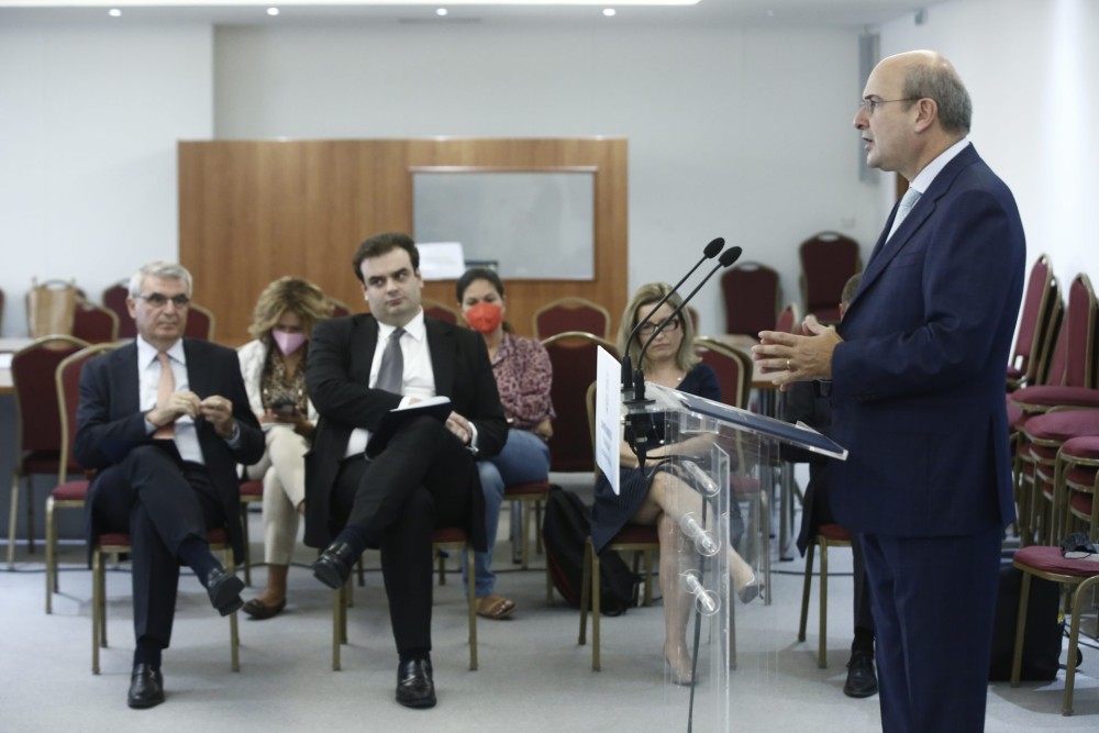 myTEKA: “Ο ατομικός μου κουμπαράς με ένα κλικ”-102.00 νέοι βρήκαν δουλειά από τον Ιανουάριο