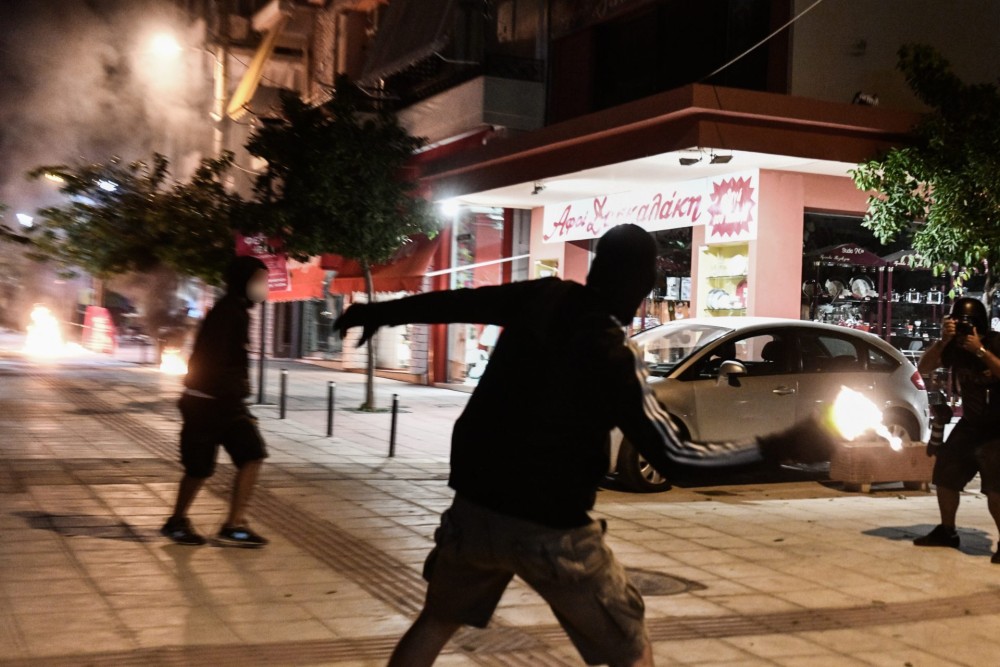 Επεισόδια στην αντιφασιστική πορεία για τον Παύλο Φύσσα
