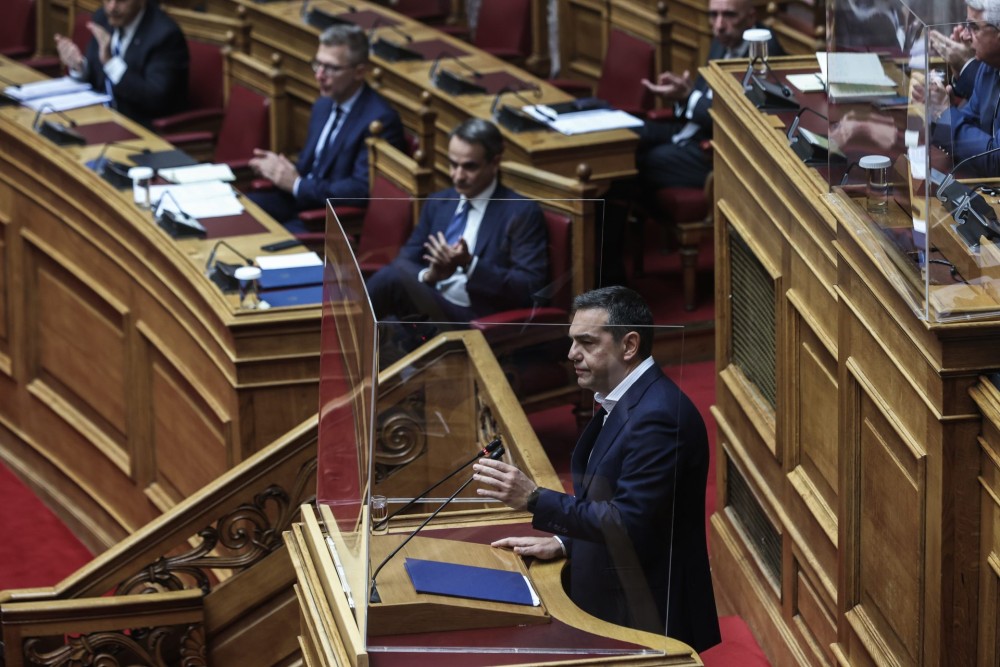 Έσπασε την αφωνία του ο Τσίπρας: “Φθηνή δικαιολογία” ότι φταίει ο Πούτιν για την κρίση