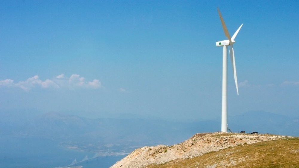 Intrakat: Σε λειτουργία το αιολικό πάρκο στην Άνδρο