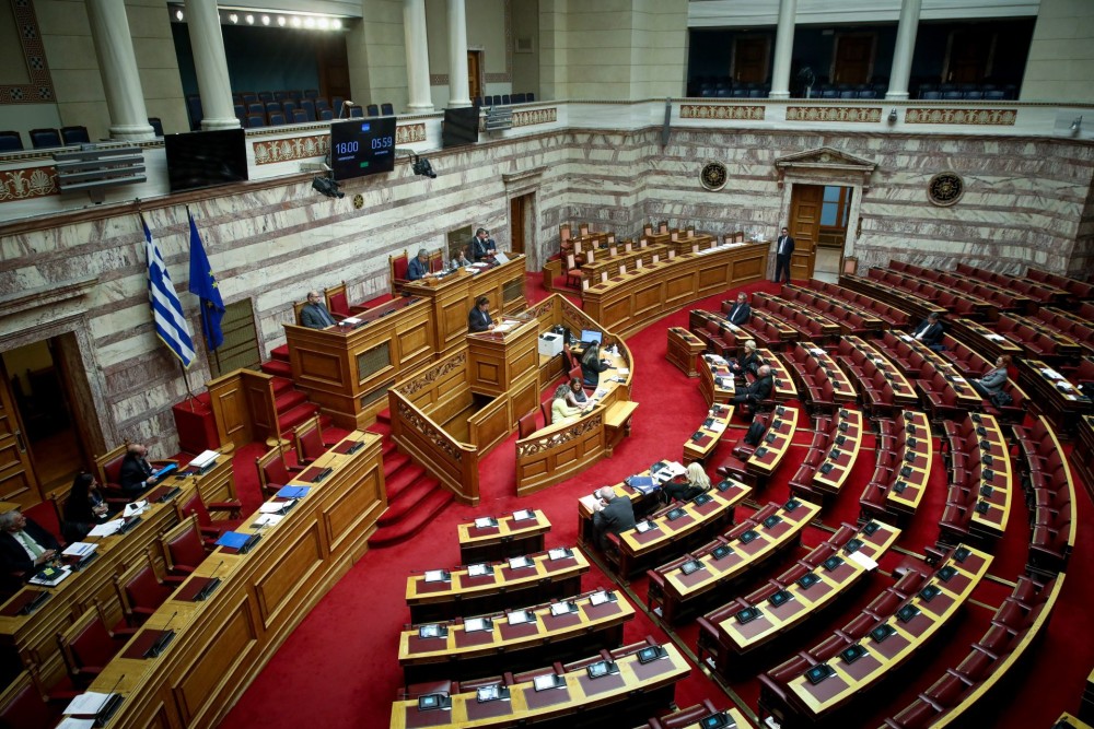 Βουλή: Ψηφίστηκε με 156 “Ναι” το νομοσχέδιο για την Υγεία