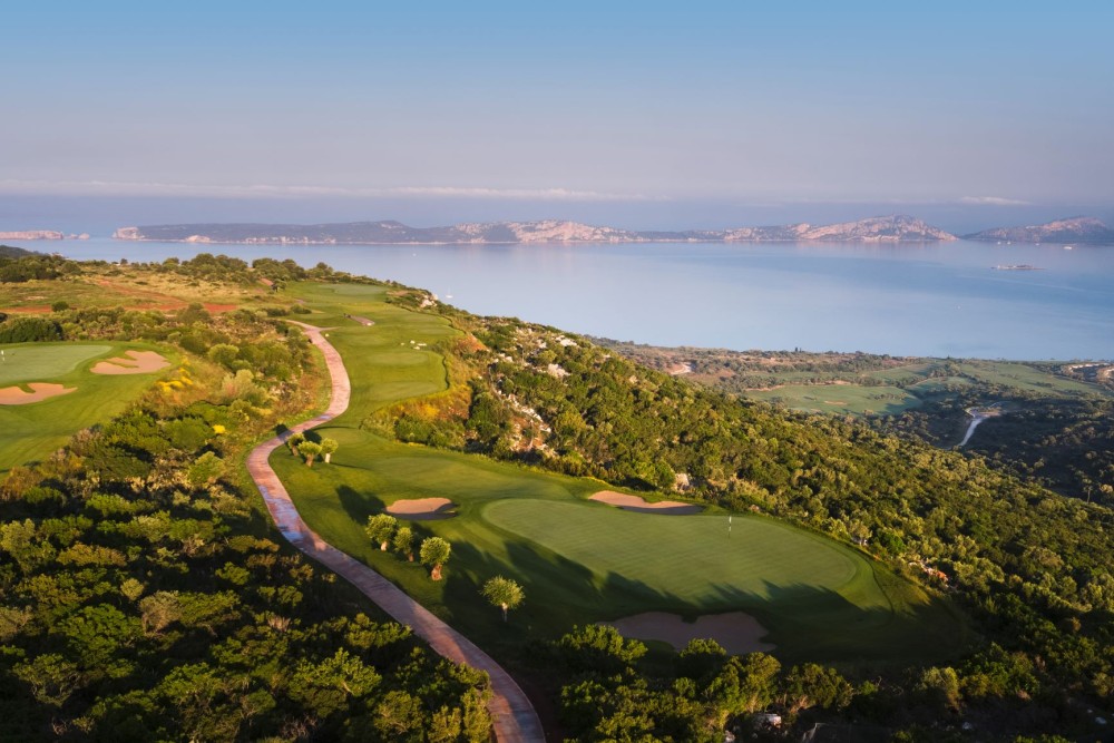 Διπλή διάκριση για την Costa Navarino  στα World Golf Awards