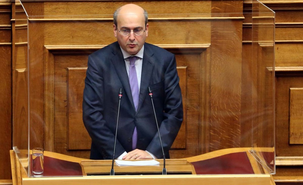 Χατζηδάκης: Εξετάζεται η δυνατότητα παράτασης του προγράμματος Κοινωφελούς Εργασίας