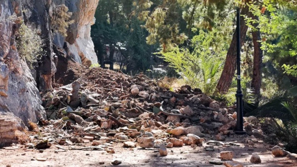 Άρτα: Κατολίσθηση στους Μελισσουργούς, παρασύρθηκαν σπίτια