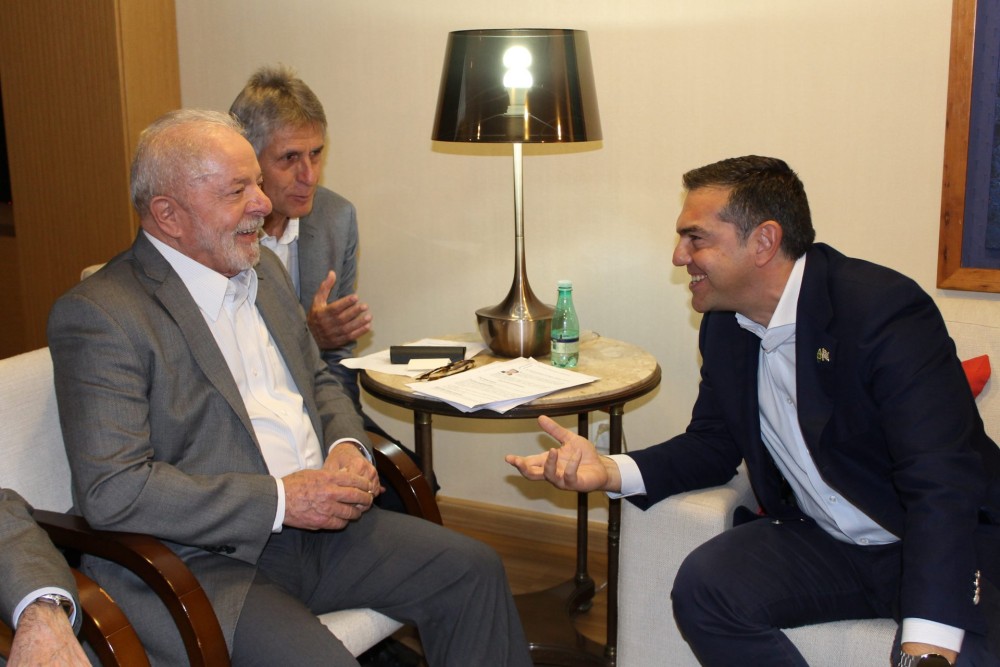 Αγιάτρευτος έρωτας Τσίπρα με τη Λατινική Αμερική