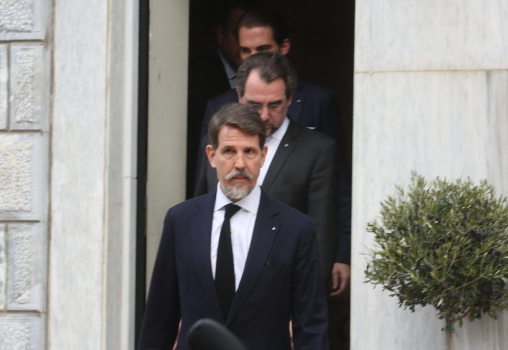 Τέως Βασιλιάς Κωνσταντίνος: Τι αναφέρει η ανακοίνωση της οικογένειας για το λαϊκό προσκύνημα στη Μητρόπολη