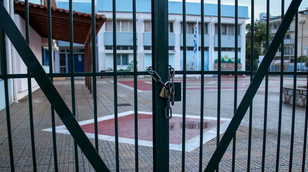 Θεσσαλονίκη: Έκλεψαν υπολογιστές και προκάλεσαν φθορές σε νηπιαγωγεία