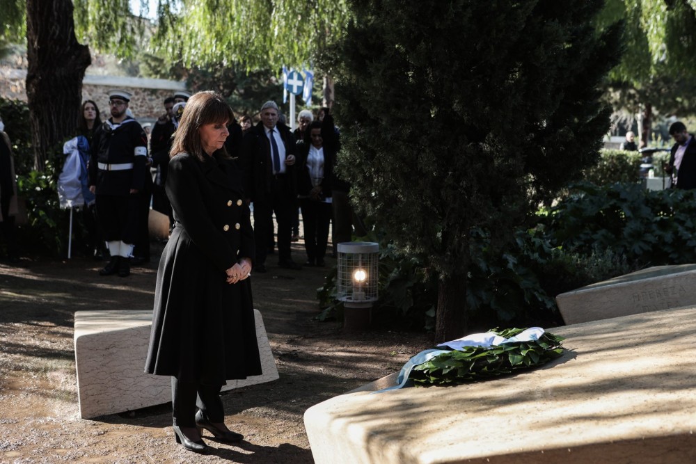 Σακελλαροπούλου: Μας αφορά όλους το παρελθόν του Ολοκαυτώματος &#8211; Δεν πρέπει να ξεχνάμε τη ναζιστική θηριωδία