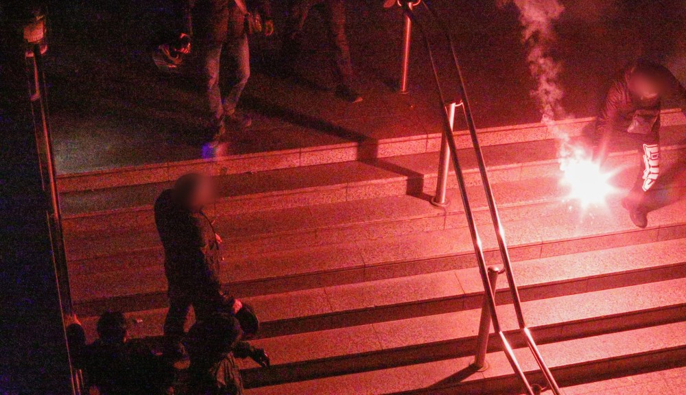 Επεισόδια με ακροδεξιούς στην πλατεία Συντάγματος  