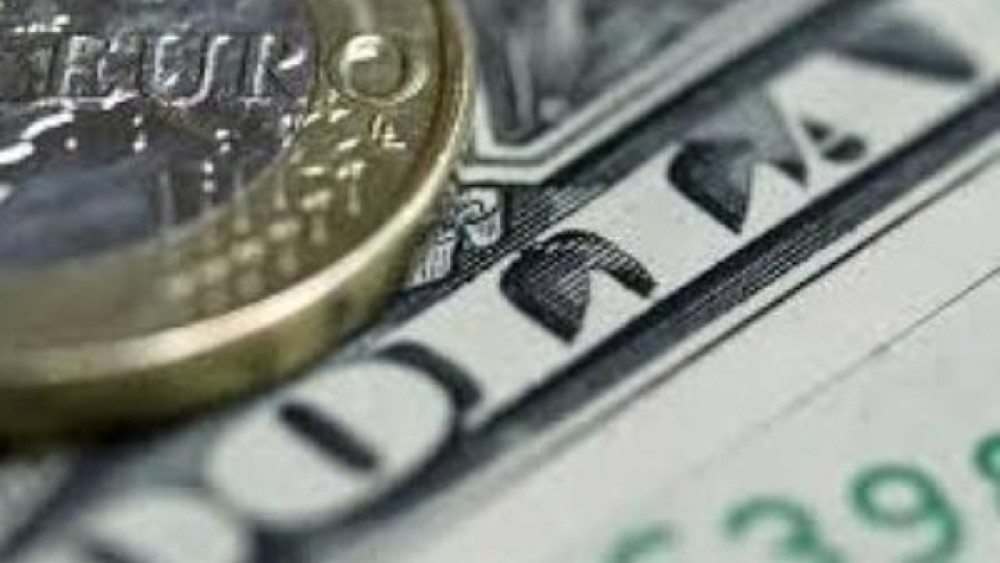 Συνάλλαγμα: Το ευρώ ενισχύεται 0,13%