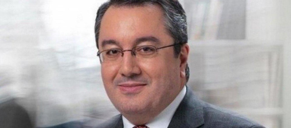 Η. Μόσιαλος: Πιο κοντά στο εμβόλιο, τι γίνεται με τον κορωνοϊό σε θάλασσα, πισίνες