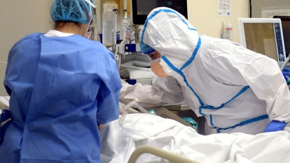 Πόσα είναι τα πραγματικά κρούσματα κορωνοϊού στην Ελλάδα; (vid)