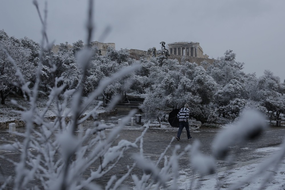 Χωρίς τηλεργασία και από τις 10:00 το πρωί αύριο Τρίτη οι δημόσιες υπηρεσίες