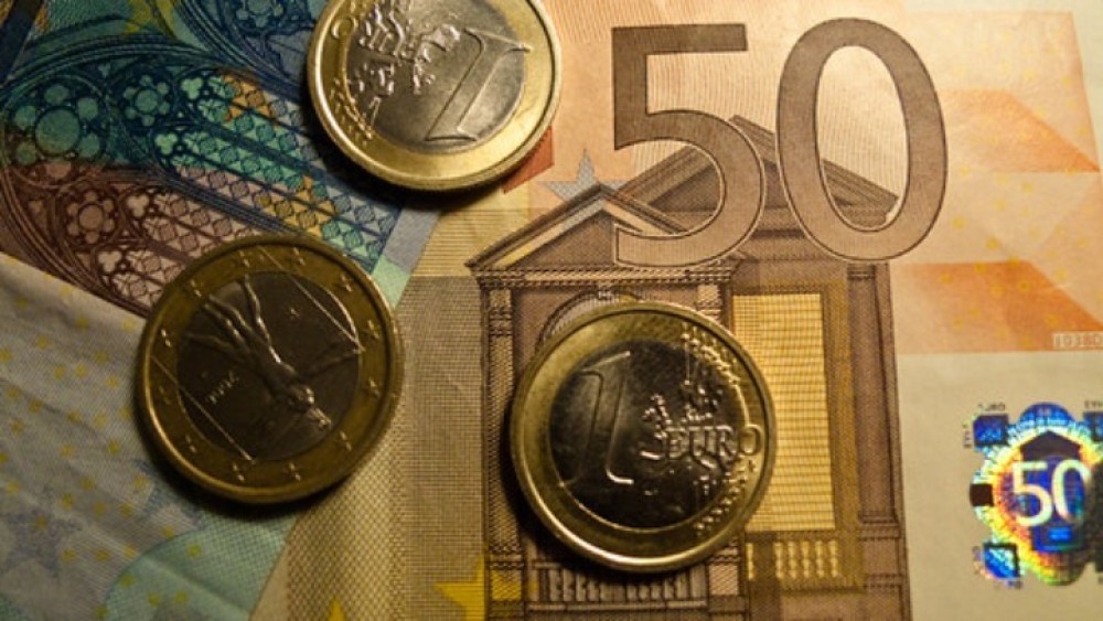 e-ΕΦΚΑ: Επιστροφή εισφορών 13,3 εκατ. ευρώ σε χιλιάδες επαγγελματίες