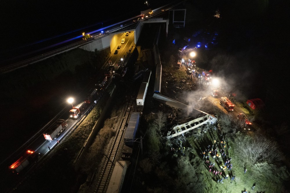 Έκτακτη αιμοδοσία στα νοσοκομεία της Κεντρικής Μακεδονίας για τους τραυματίες του δυστυχήματος στα Τέμπη