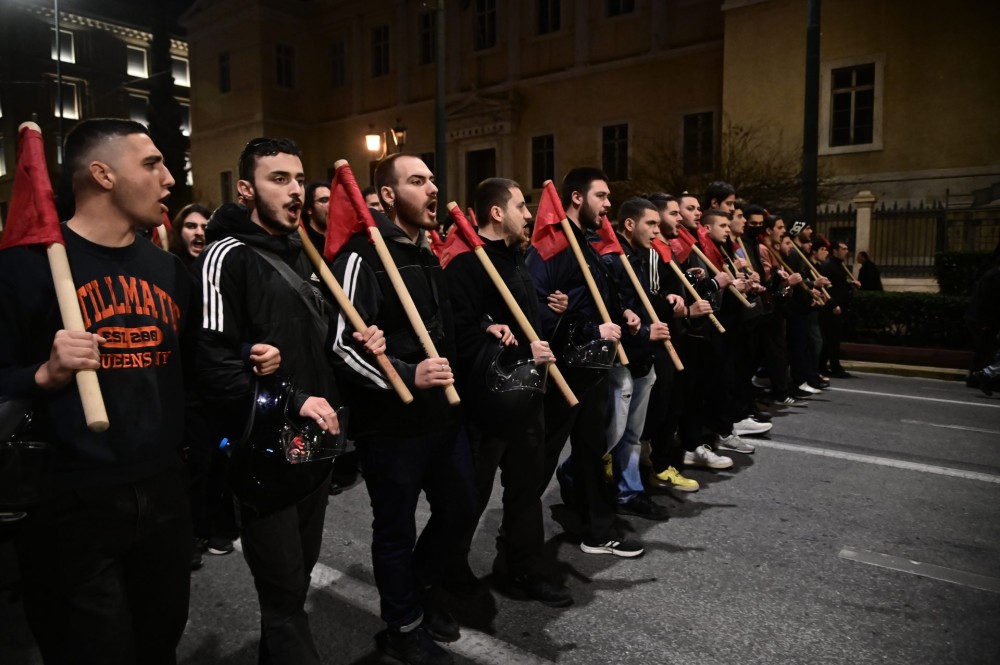 Τραγωδία στα Τέμπη: Διαμαρτυρία στο Σύνταγμα – Κλειστό το κέντρο της Αθήνας