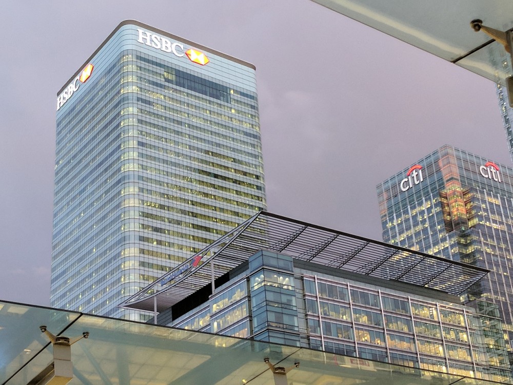 HSBC: Στις ελληνικές τράπεζες επενδύει η πλειοψηφία των επενδυτών