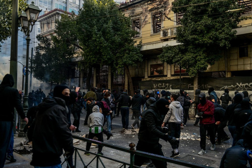 Γρηγόρης Ψαριανός: Θέρος, τρύγος, πόλεμος&#8230;