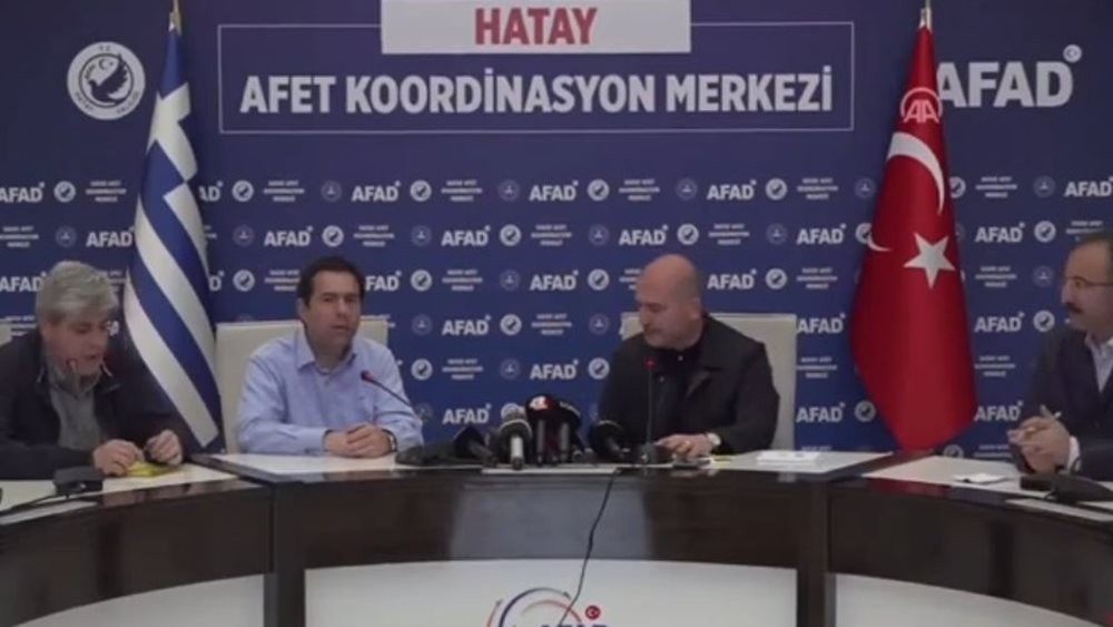 Το &#8220;ευχαριστώ&#8221; του Σοϊλού στον Μηταράκη για την ελληνική βοήθεια στους σεισμούς