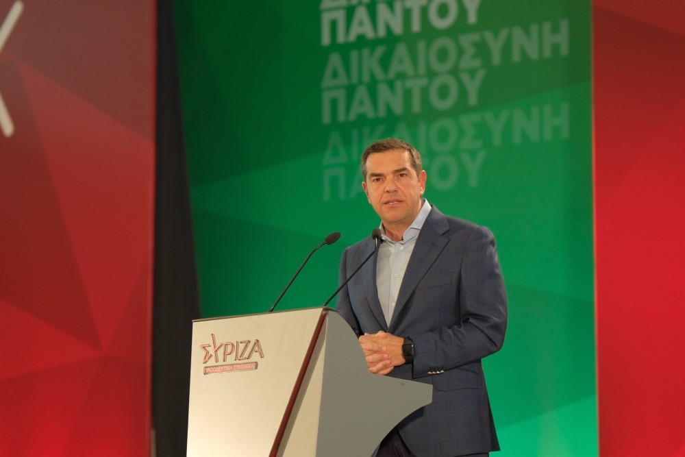 Όσο πάει και&#8230; πρασινίζει ο Τσίπρας