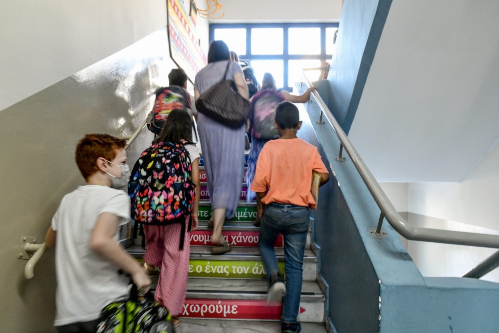 Για σεξουαλική παρενόχληση κατήγγειλαν καθηγητή τους, τρεις μαθήτριες στις Σέρρες