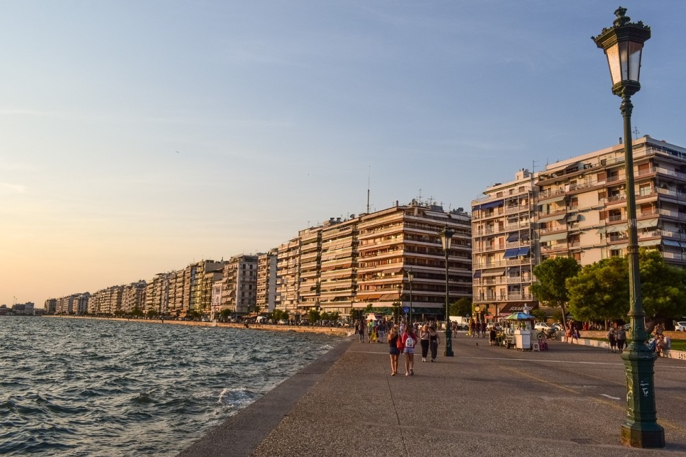 Δημοσκόπηση: επανεκλογή Τζιτζικώστα - Ποιοι δήμαρχοι κινδυνεύουν