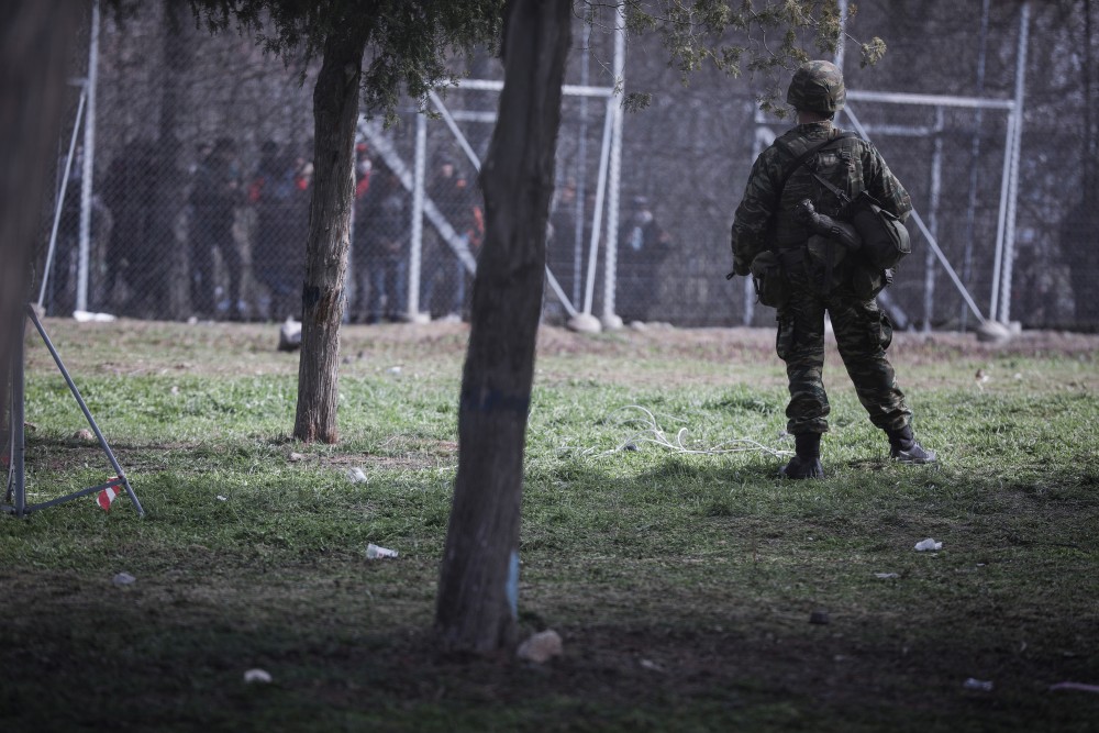 Έβρος: Χειροπέδες σε 24 παράνομους μετανάστες στην αλλαγή του χρόνου