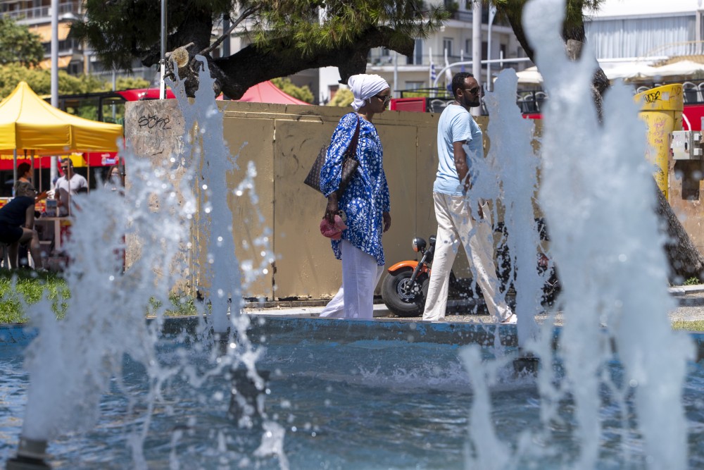 Καύσωνας «Κλέων»: στους 44 βαθμούς το θερμόμετρο - Συστάσεις στους πολίτες