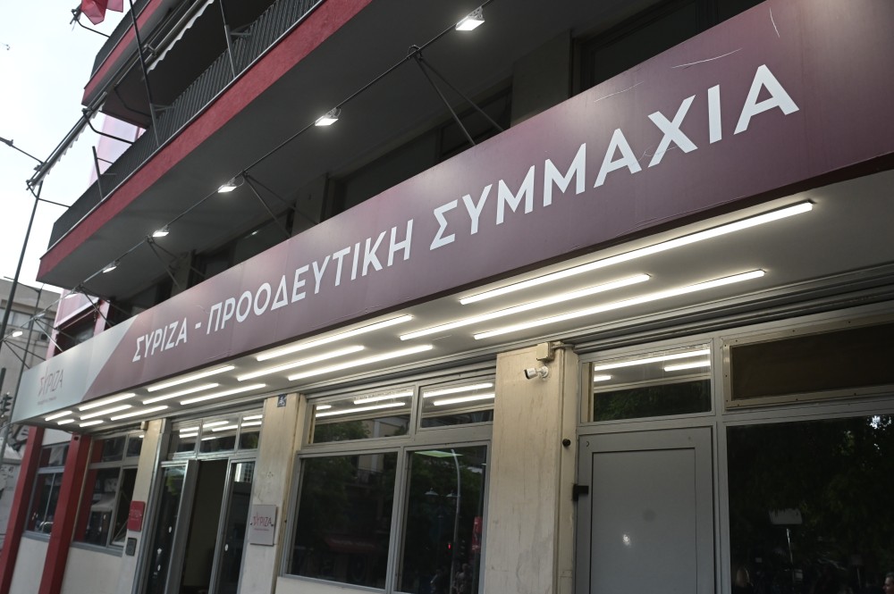 Προσωπική υπόθεση για τα τρολ της Κουμουνδούρου ο εθνικός διχασμός